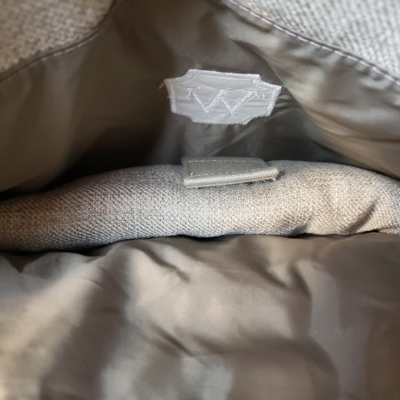 Pottery Barn Kid's Linen Classic Diaper Bag Trendy Linen Gold MSRP $199 - Picture 9 of 16